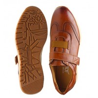 Classic Slip-On Leather Sneakers - Brown